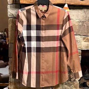 Burberry Women’s nova check long sleeve button up shirt size large